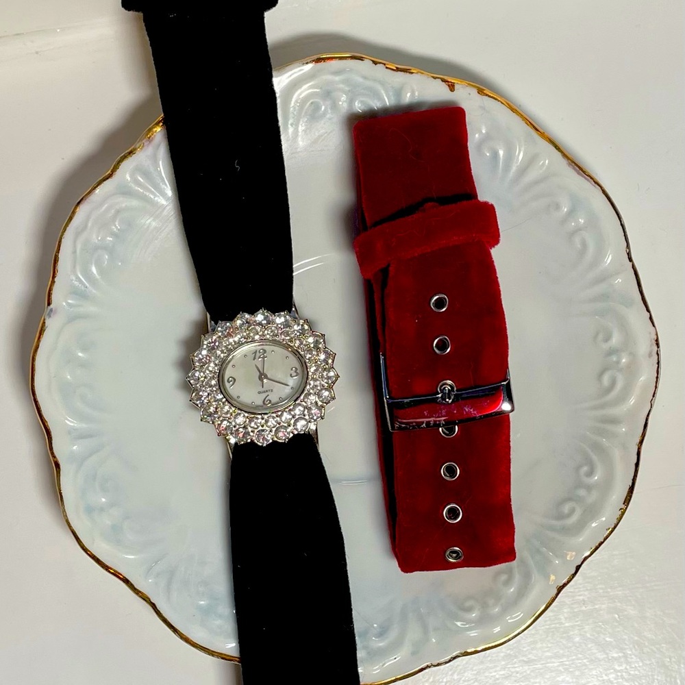 Estate Watch - Crystal Bezel with Velvet Straps